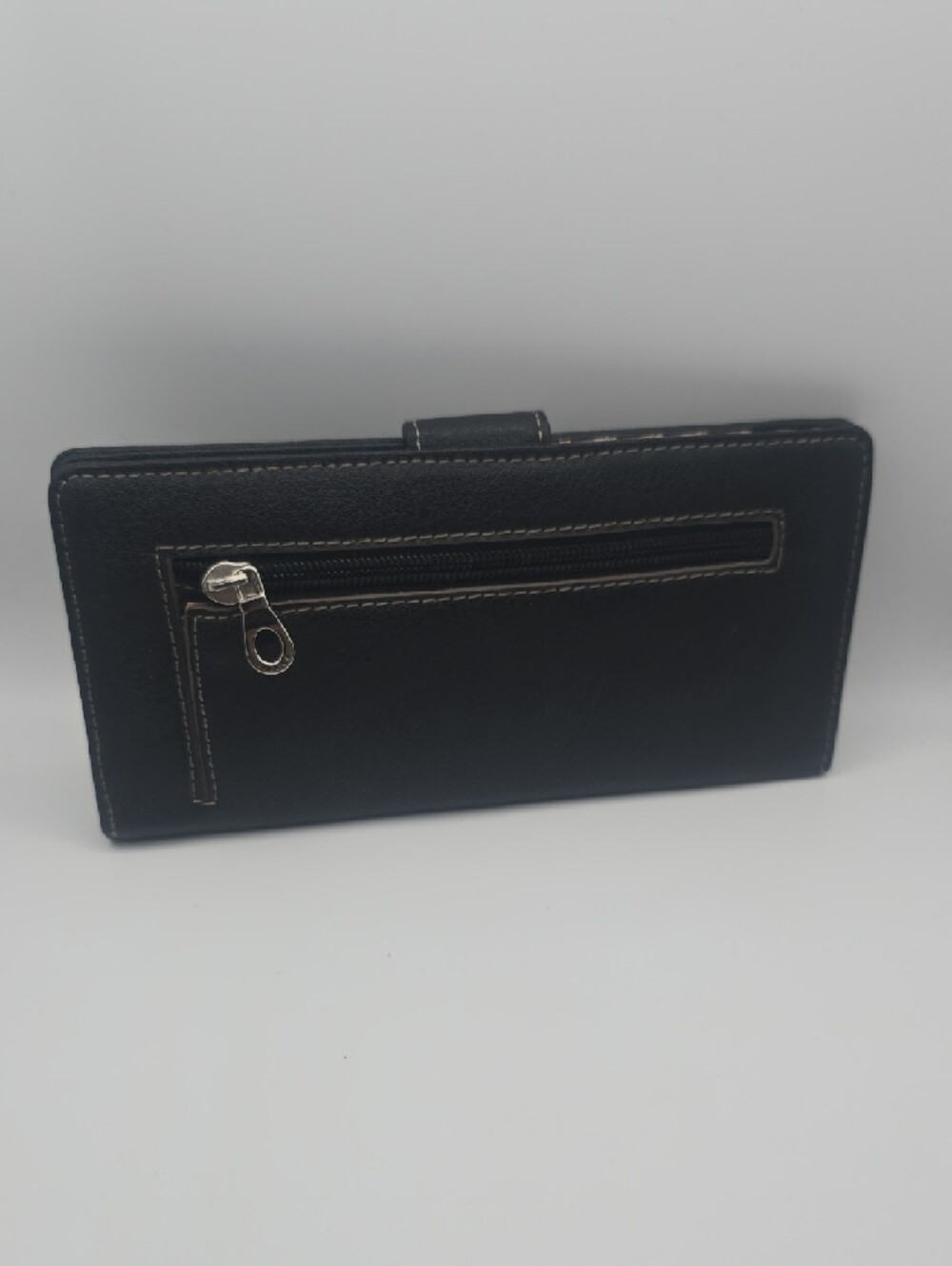 Relic Black Leather Trifold Wallet W Contrast Stitching/Silver Hardware (EUC)๐ค - Picture 10 of 12